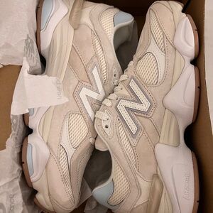 NEW. NEVER WORN New Balance 9060 Beige and Blue Lifestyle Sneakers